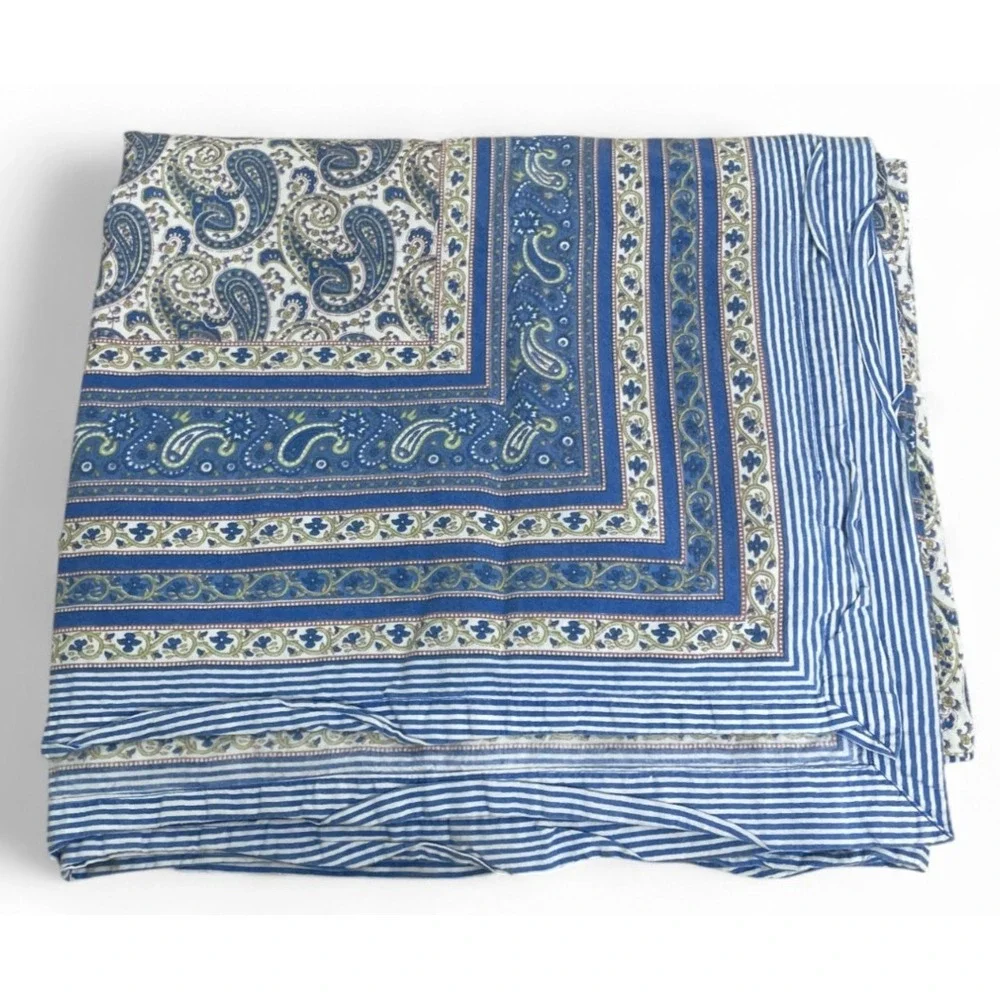 Williams Sonoma Jaipur Print Tablecloth Blue White 70x108 Paisley
